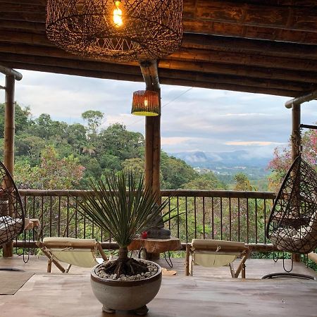 La Casa De Loto Retreat กัวตาเป ภายนอก รูปภาพ