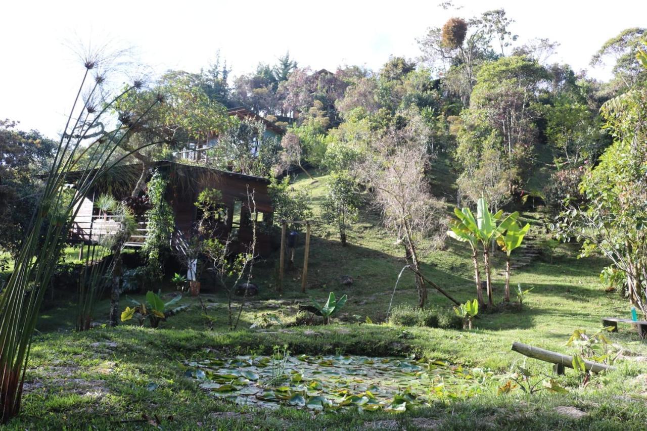 La Casa De Loto Retreat กัวตาเป ภายนอก รูปภาพ