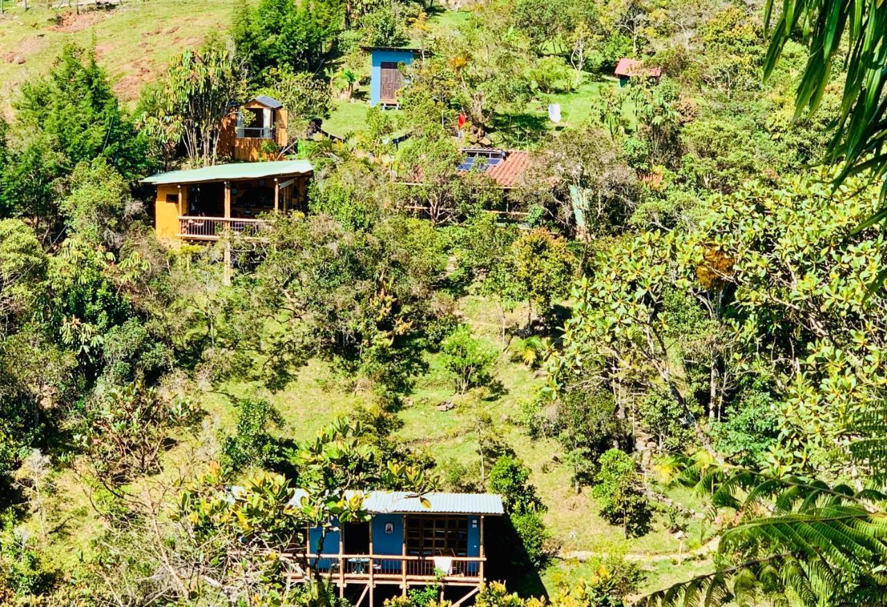 La Casa De Loto Retreat กัวตาเป ภายนอก รูปภาพ