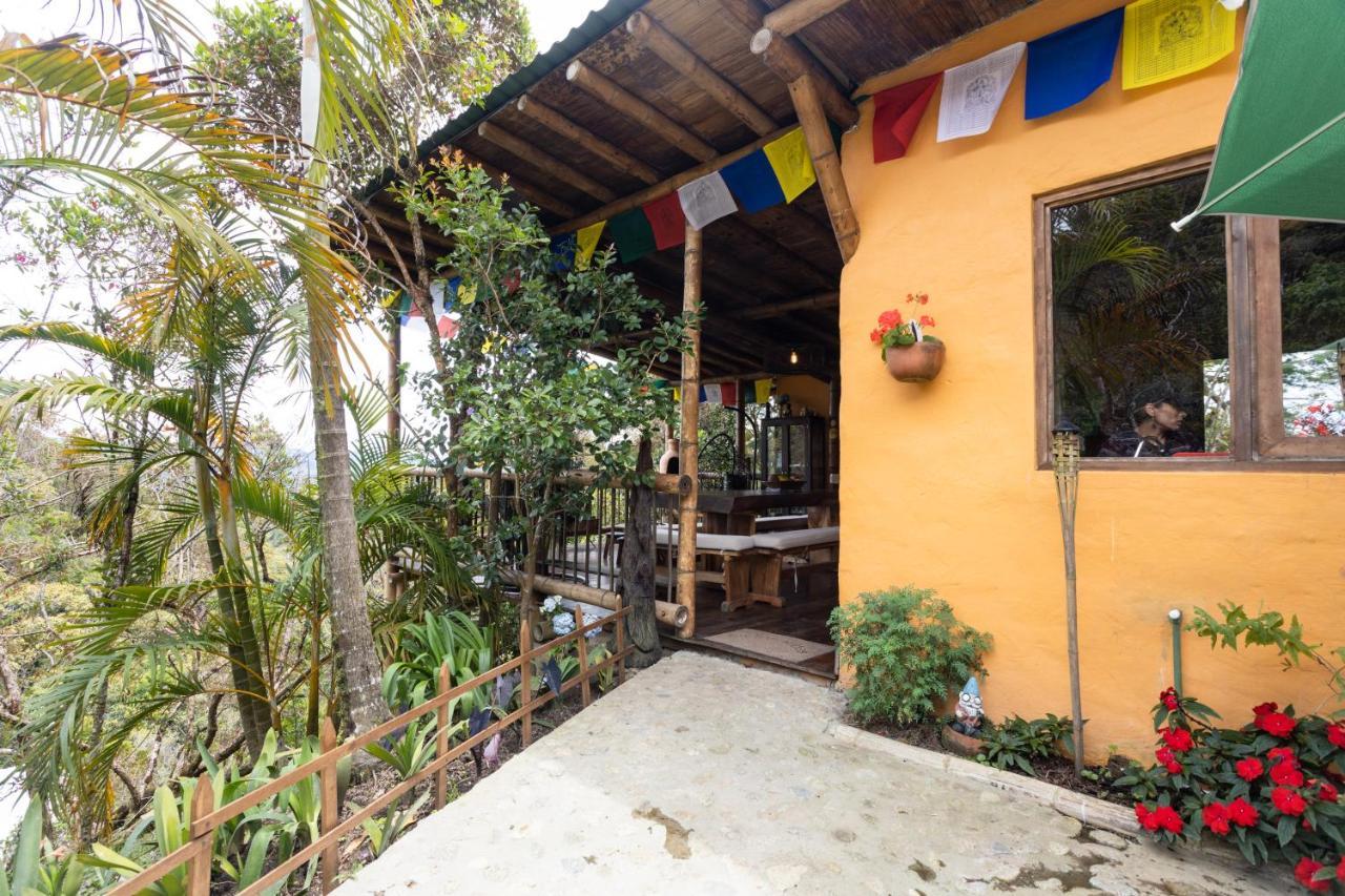La Casa De Loto Retreat กัวตาเป ภายนอก รูปภาพ